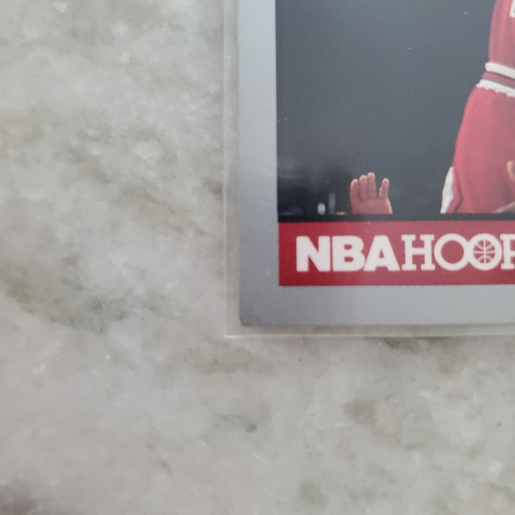 1990-91 NBA Hoops Michael Jordan Chicago Bulls #65 - Picture 4 of 5